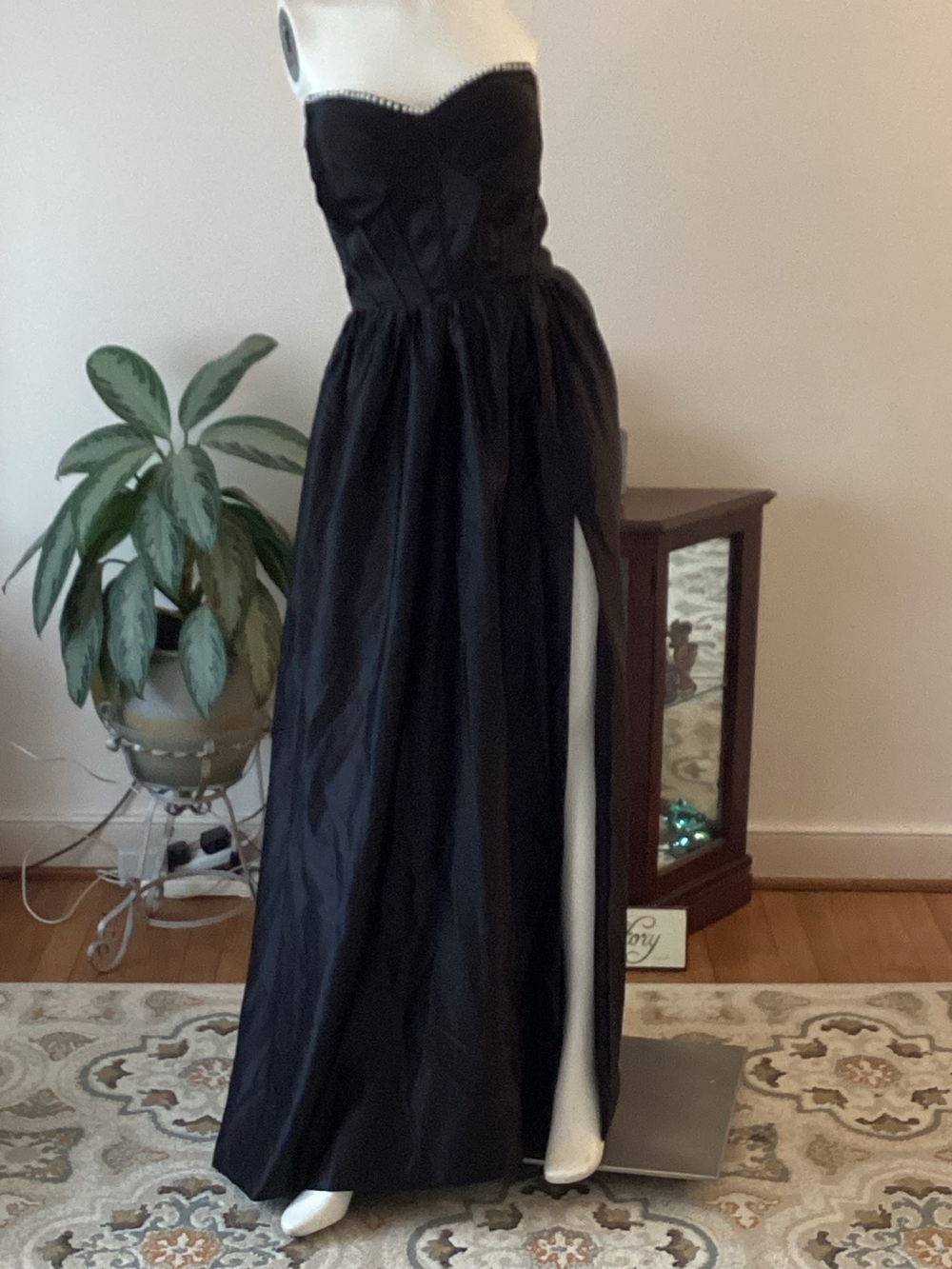 Classic Black Evening Gown Strapless with Side Slit